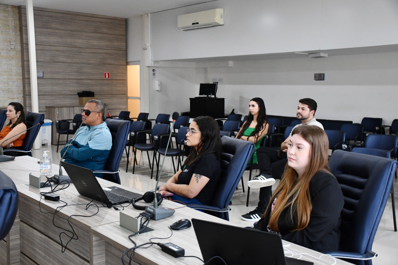 WhatsApp Image 2025-04-01 at 17.54.48 (2).jpeg