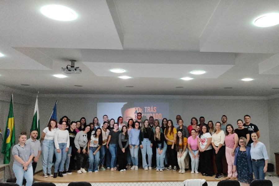 curso-sobre-contraceptivos-hormonais-capacita-farmaceuticos-em-francisco-beltrao