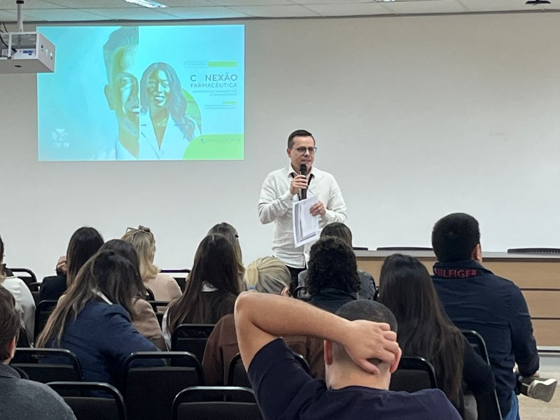 crf-pr-leva-conexao-farmaceutica-a-londrina-com-foco-no-fortalecimento-da-atuacao-profissional-no-sus
