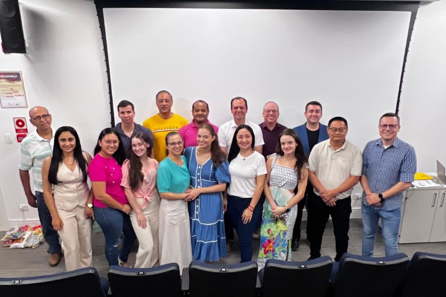 o-segredo-do-crescimento-curso-farmacia-lucrativa-leva-aprimoramento-e-estrategia-a-nova-londrina-para-transformar-negocios